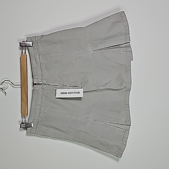 URBAN outfitters large new gray skirt - Picture 1 of 7